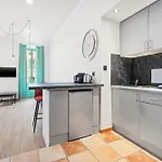 Renting - 2 Massena - Luxury Loft - Balcony Massena Square View - Aircon Daire Nice