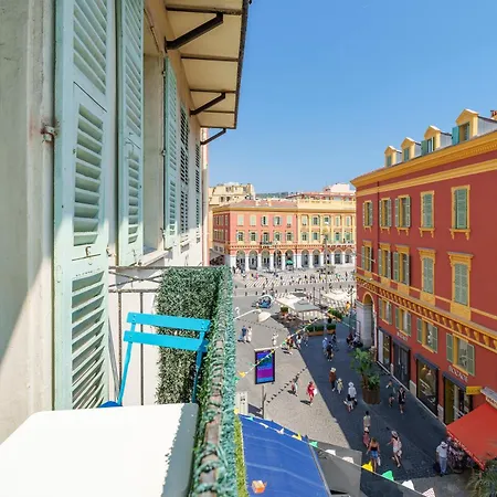 Renting - 2 Massena - Luxury Loft - Balcony Massena Square View - Aircon Nice
